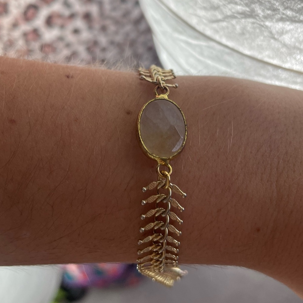 Gold leaf bracelet with stone